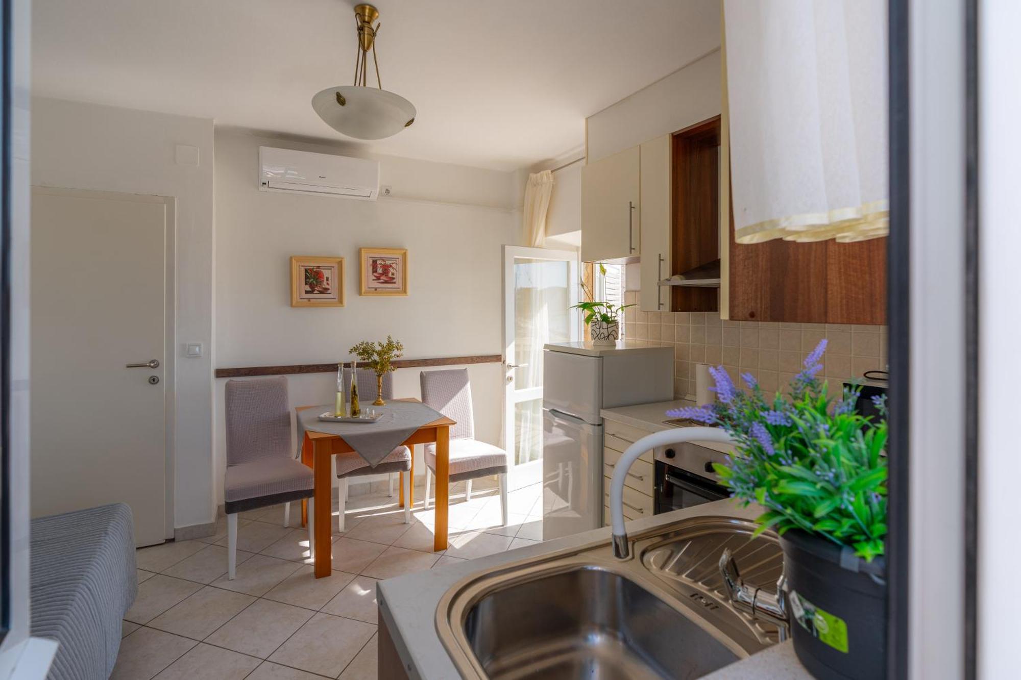 Apartman Luka, Punta Jurana