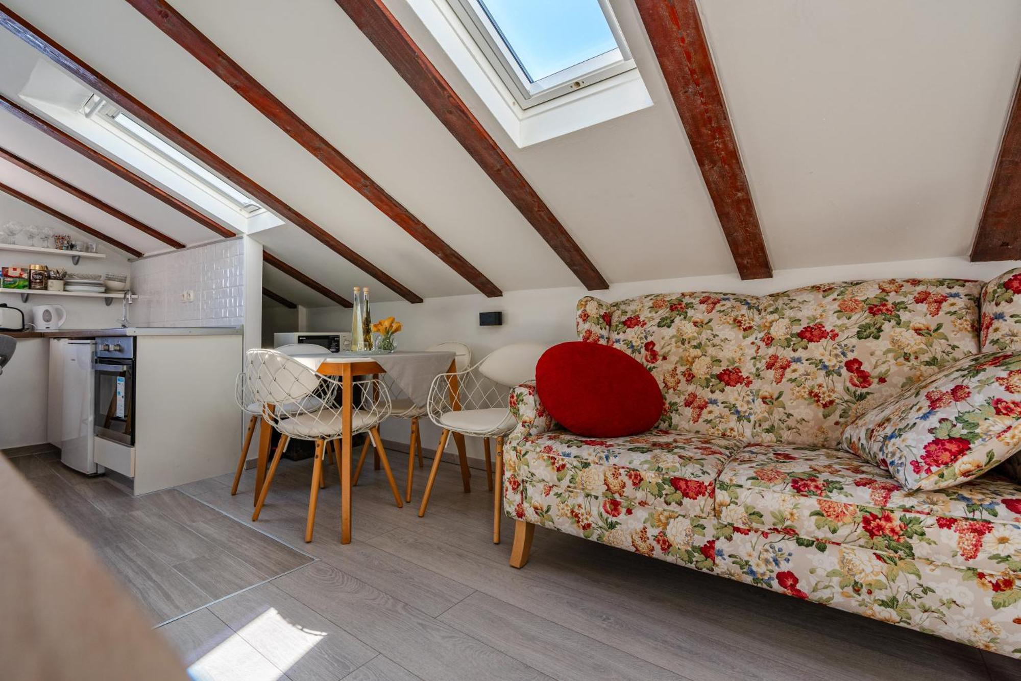 Apartman Luka, Punta Jurana