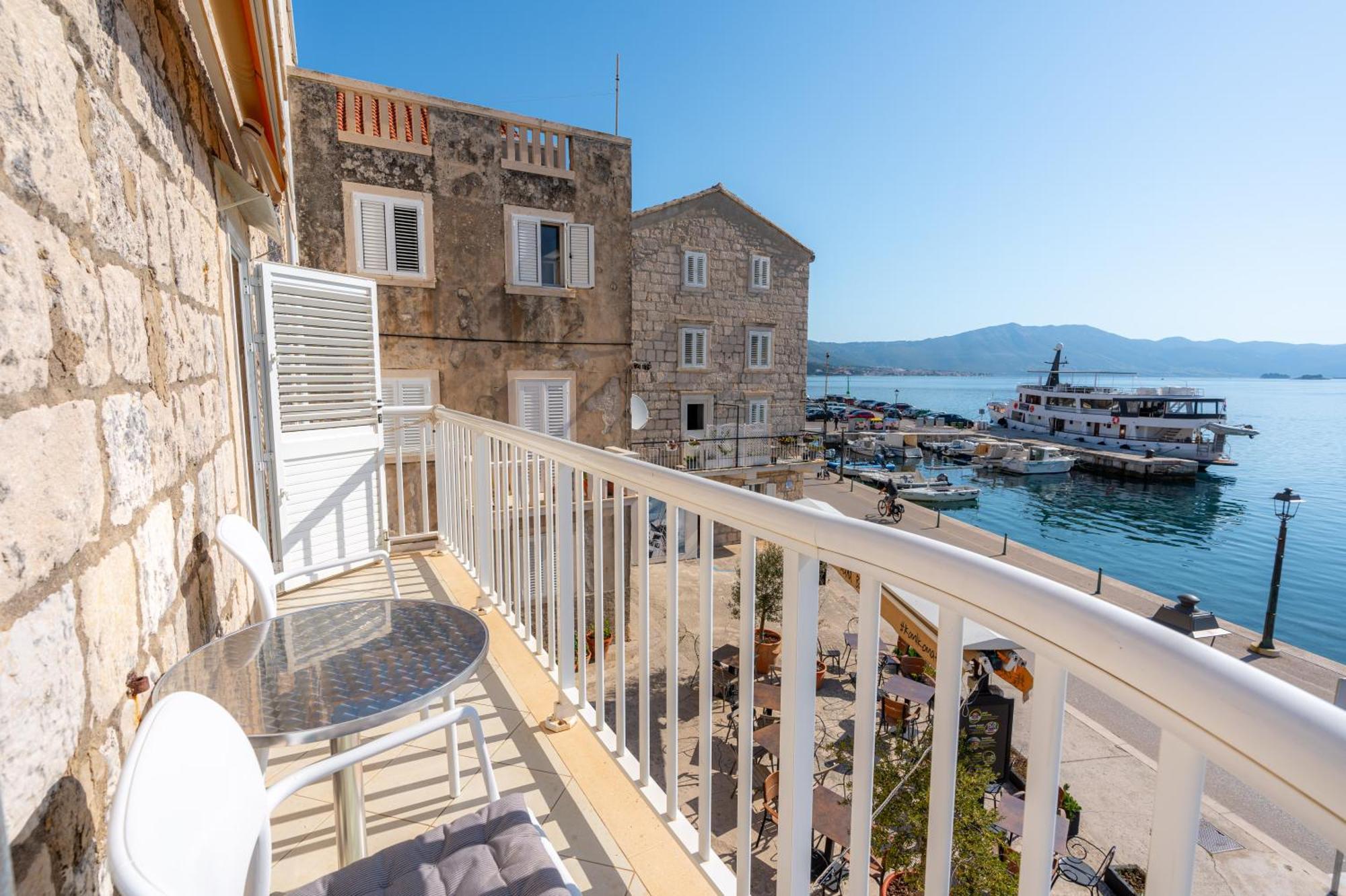 Luka, Punta Jurana * Korčula